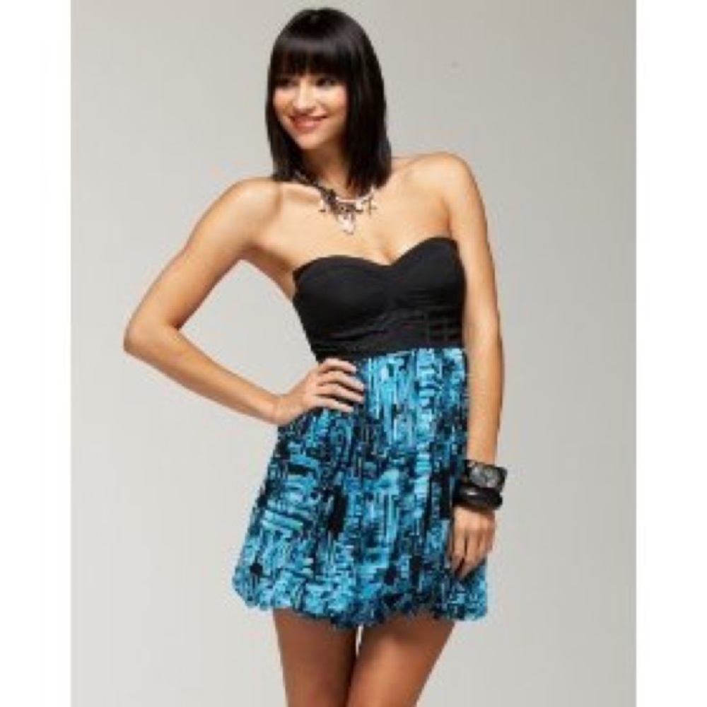 Bebe Dress